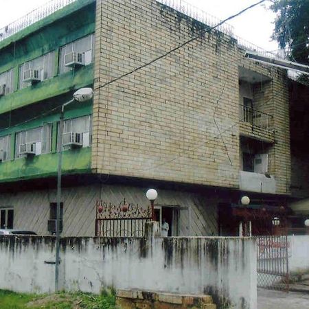 Charans Guest House Лакхнау Экстерьер фото