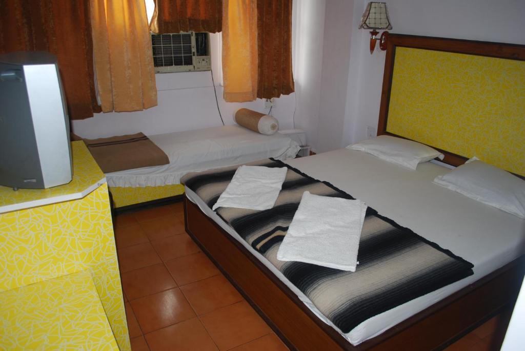 Charans Guest House Лакхнау Номер фото