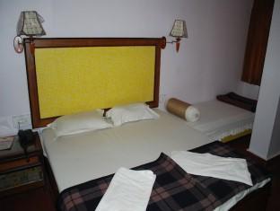 Charans Guest House Лакхнау Экстерьер фото